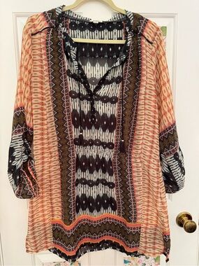 Dylan Boho Printed V-Neck Tunic Top in Peach & Black